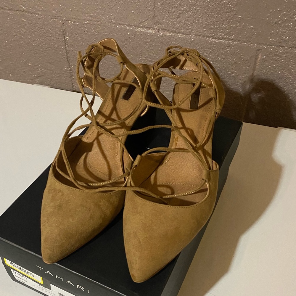 Tahari heels. Size 9.5